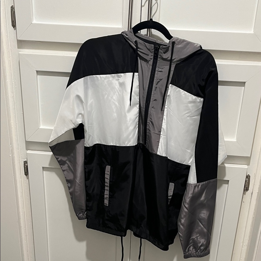 Stylish Black and Gray Men's Windbreaker 🎉